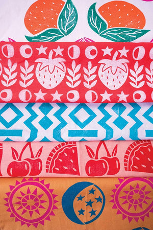 Art of Fabric Block Printing: An Illustrated Guide with 12 Playfully Modern Projects