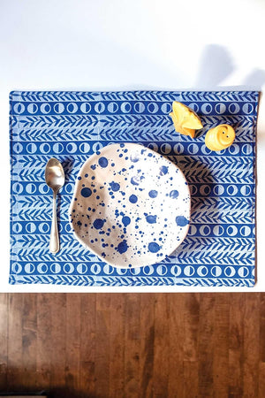 Art of Fabric Block Printing: An Illustrated Guide with 12 Playfully Modern Projects